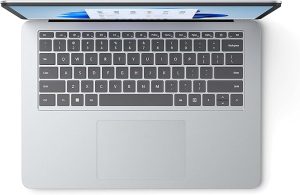 سرفیس استودیو باز از بالا